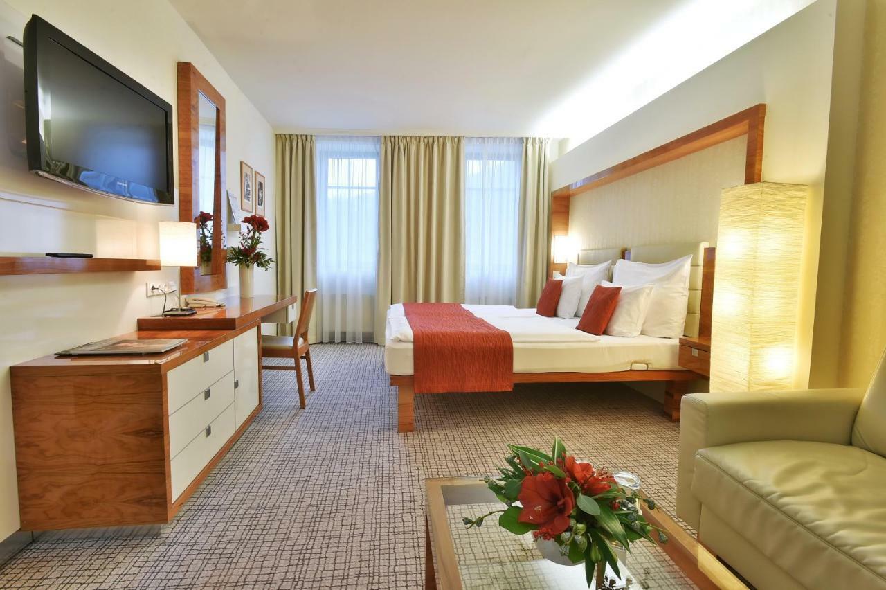 St. Joseph Royal Regent Hotel Karlovy Vary Luaran gambar